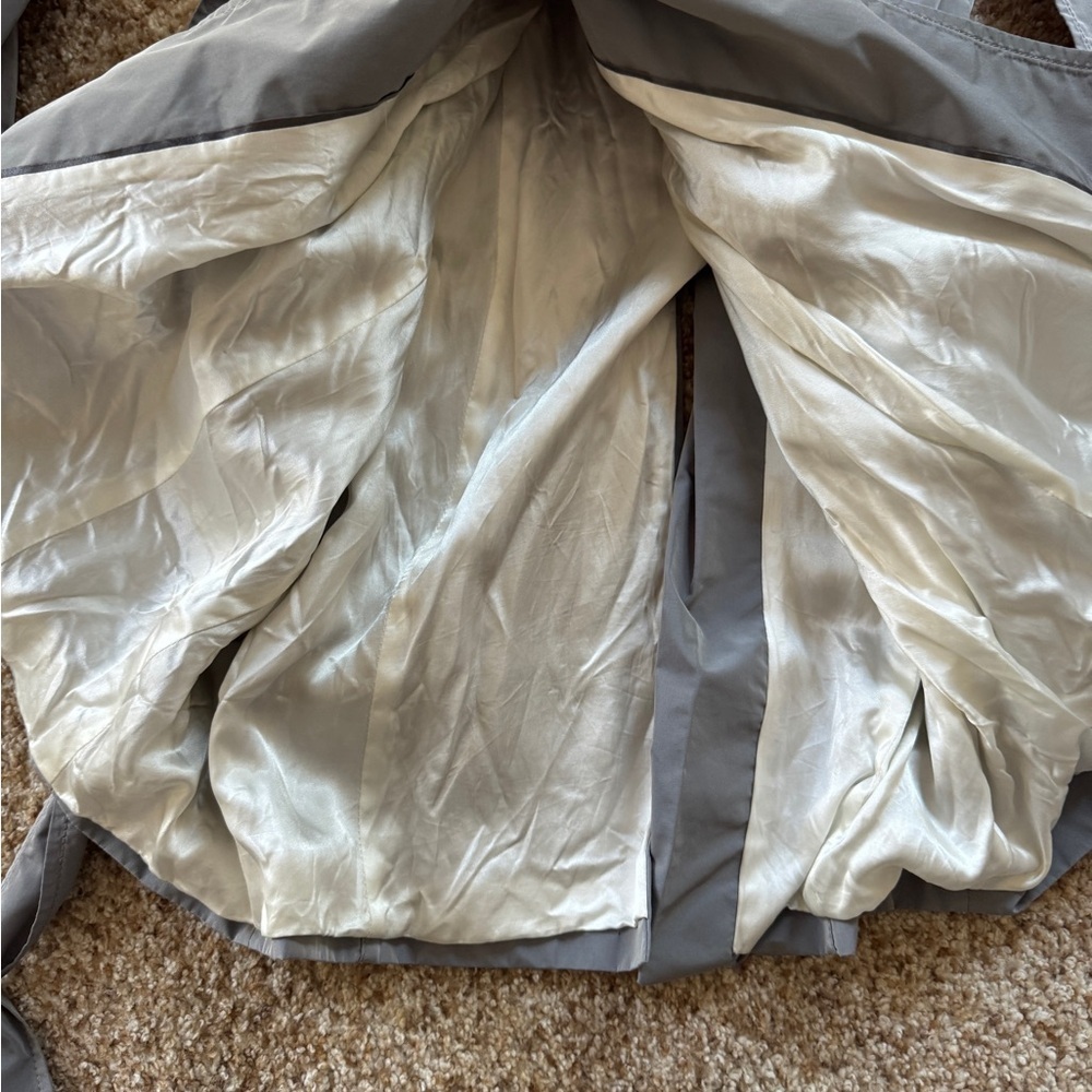 Banana Republic raincoat size small - Picture 4 of 6
